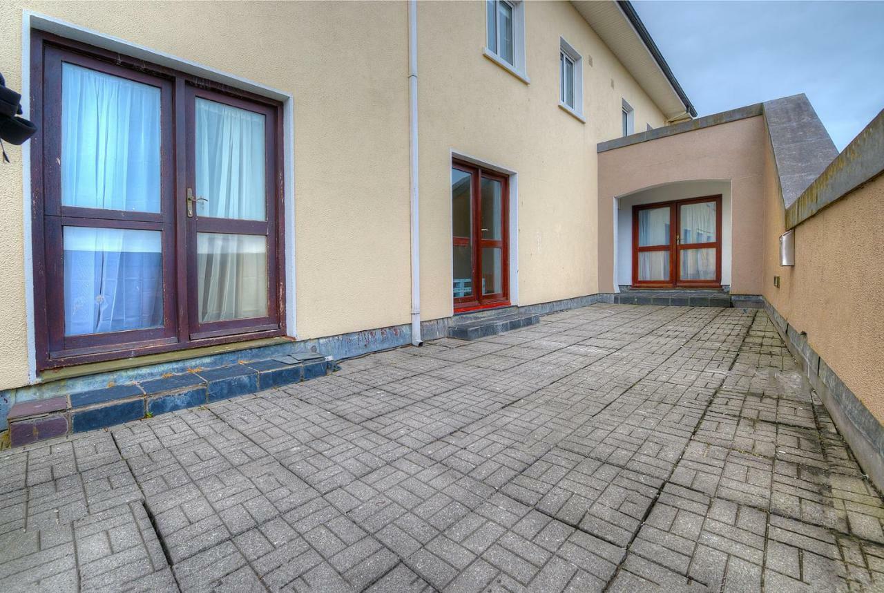 Spanish Arch Galway Exterior foto
